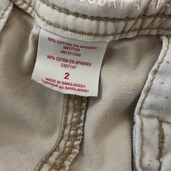 CUTE KAHKI SHORTS - Picture 6 of 6